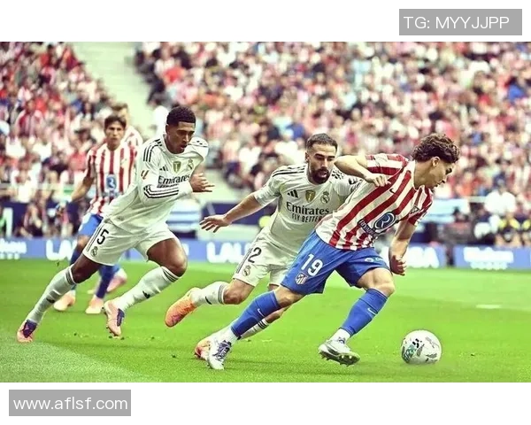 友谊赛精彩对决马竞与AC米兰战成平局点球大战引发全场热烈反响