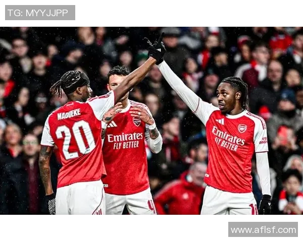 阿森纳3-0战胜多特蒙德足总杯历史冷门瞬间引发全场狂欢